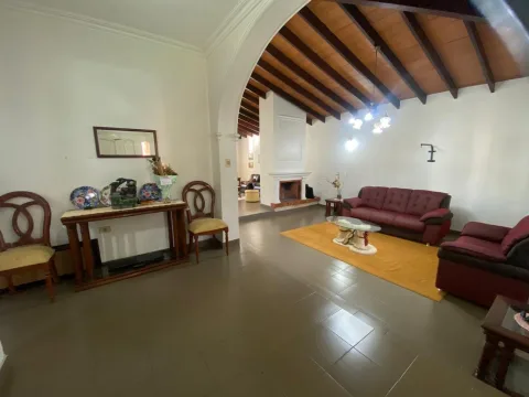 ALQUILO CASA EN ASUNCION BARRIO LAS LOMAS COD 7183 (foto 2)