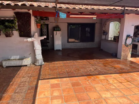 VENDO CASA EN LUQUE BARRIO LAS PALMERAS COD 6720 (foto 3)